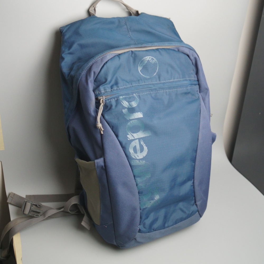 Lowepro Photo Hatchback 16L AW Camera Backpack Blue Daypack